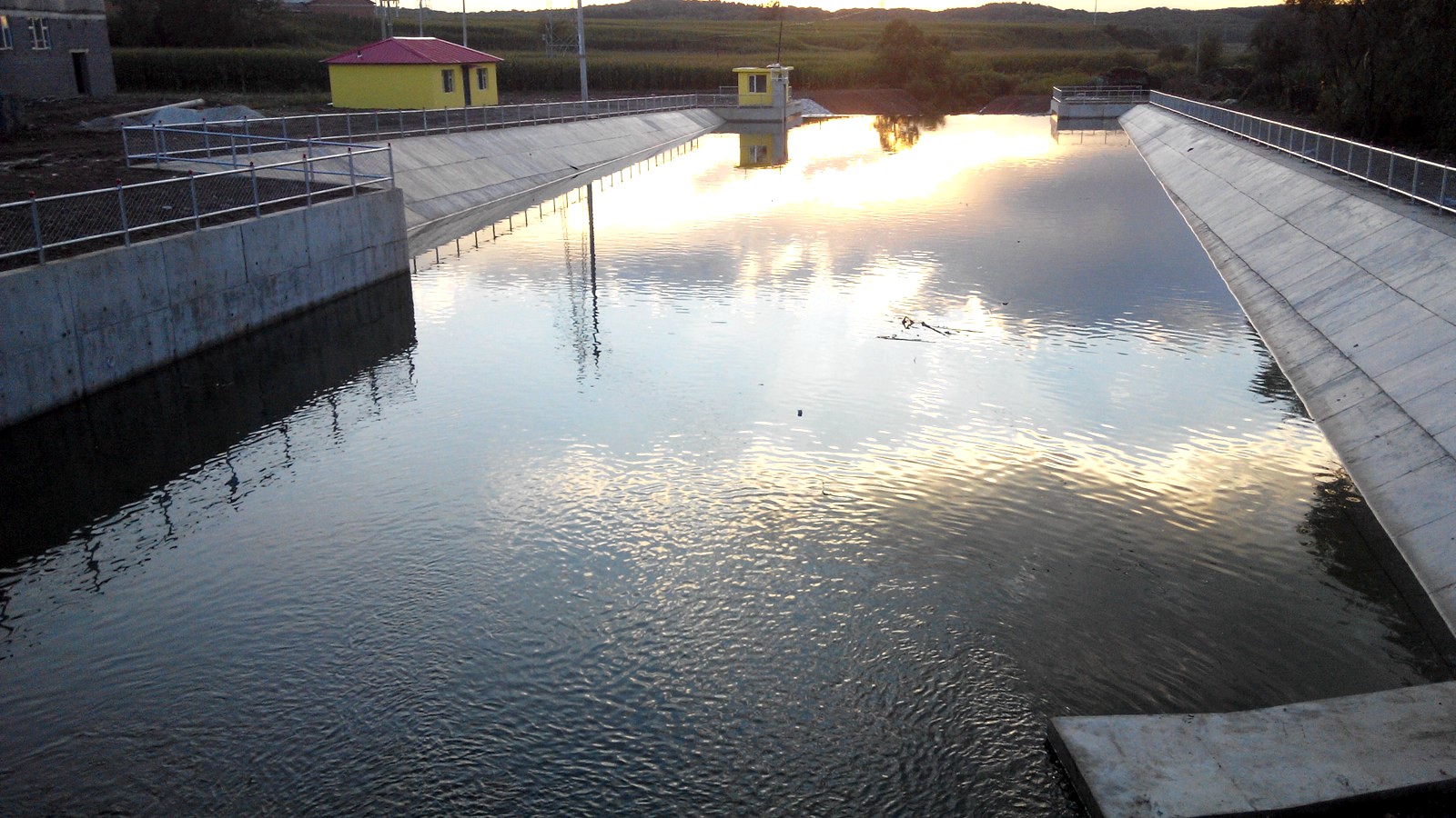 吉林隆源水利工程有限公司紅旗橡膠壩1